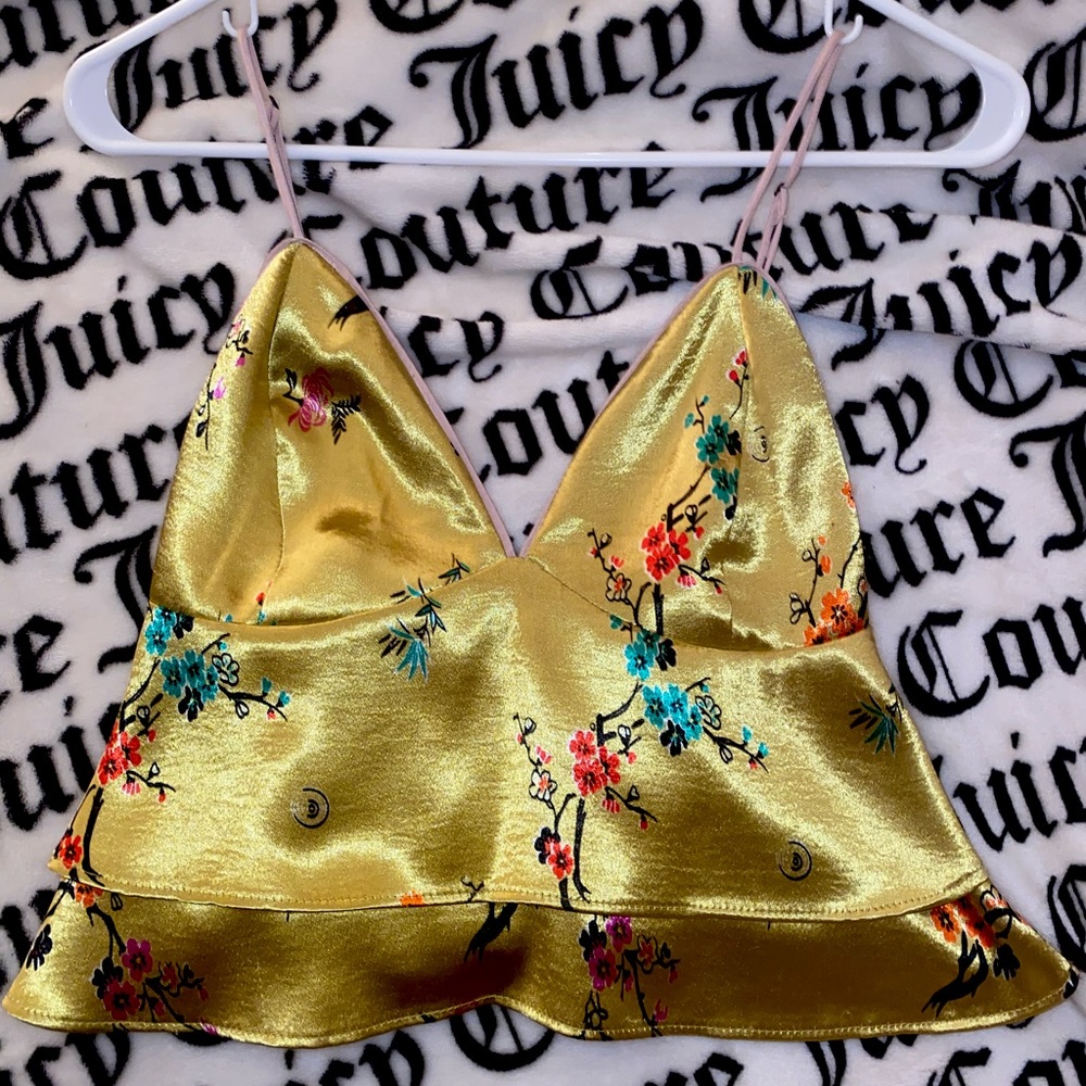UO Cute gold top